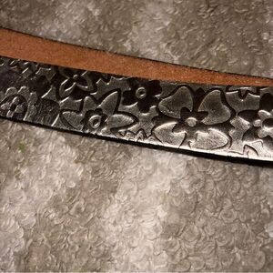 Fossil Floral Embossed Leather Belt size M